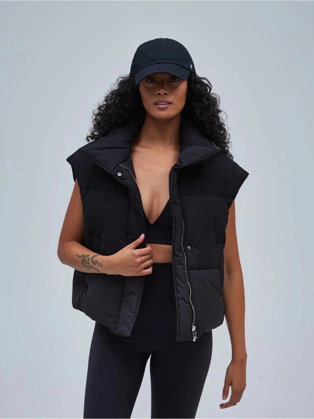 THIRTY YEARS Puffer Vest - Black - 2
